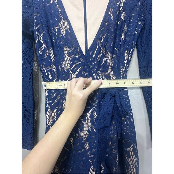 NWOT Lilly Pultizer Navy Blue Lace Long Sleeve Tiki Wrap Skort Romper One Piece - Picture 11 of 14